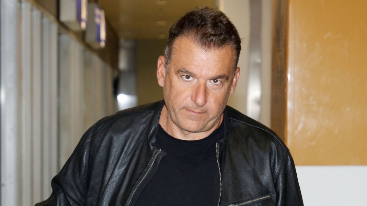 Γιώργος Λιάγκας: «Εγκλωβίστηκε» στην Τήνο ο παρουσιαστής – «Μήπως βιαστήκατε στο Υπουργείο;»