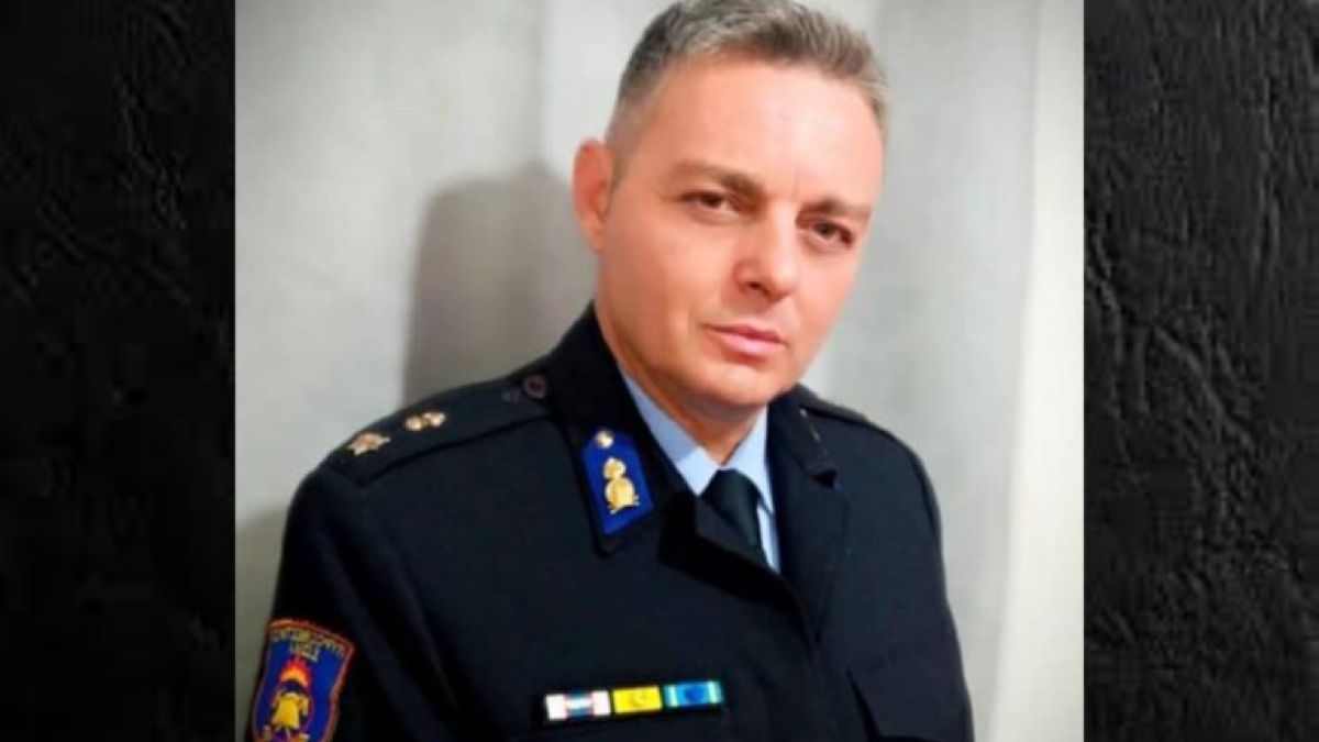Σε έναν άδικο κόσμο με Ματθαιόπουλους να είσαι ένας Δημήτρης Λιότσιος