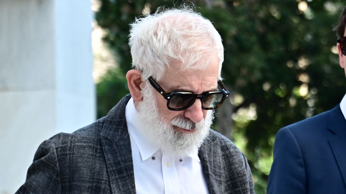 Λιποθύμησε ο Πέτρος Φιλιππίδης στο δικαστήριο – Τα πρώτα του λόγια