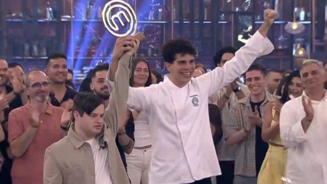 MasterChef 2025: «Έσκισε» στην τηλεθέαση ο τελικός του ριάλιτι μαγειρικής στο STAR