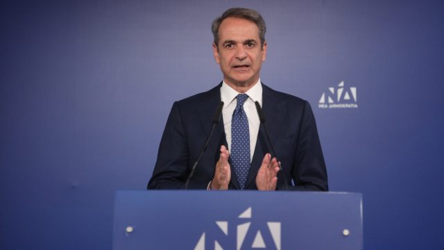 Κάθετος ο Μητσοτάκης για τη μεταφορά Patriot στη Σούδα: Διαψεύδω ρητά και κατηγορηματικά