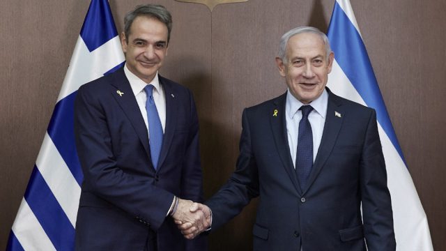 Τηλεφωνική επικοινωνία Μητσοτάκη – Νετανιάχου: Έκκληση για αποκλιμάκωση και ανθρωπιστική βοήθεια