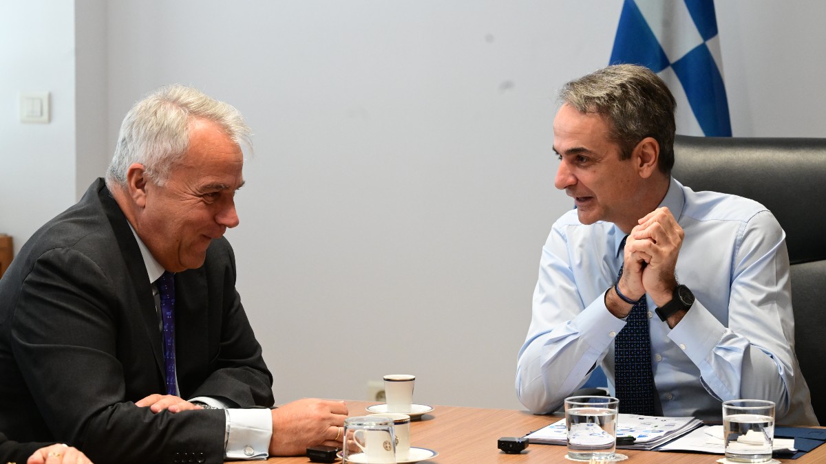 Η ελληνική πολιτική σκηνή σε όλο το μεγαλείο της με τον ΟΠΕΚΕΠΕ: Ο Βορίδης σε κεντρικό πλάνο, το παρασκήνιο με Πλεύρη και οι κινήσεις Μητσοτάκη