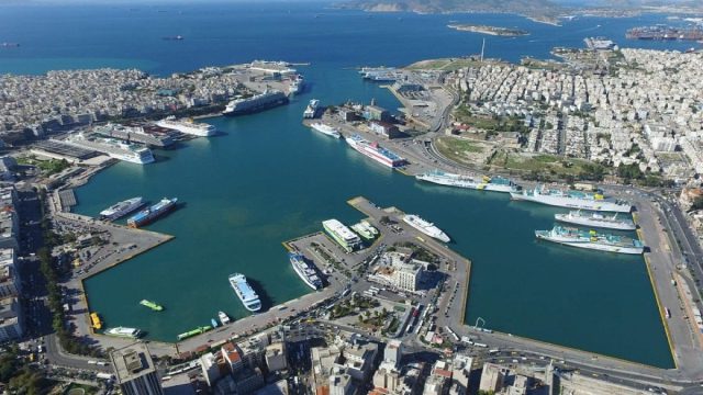 Αποκάλυψη για εκτελωνιστικές απάτες: Εντοπίστηκαν 4,5 εκατ. ευρώ σε μετρητά στο Γ’ Τελωνείο Πειραιά