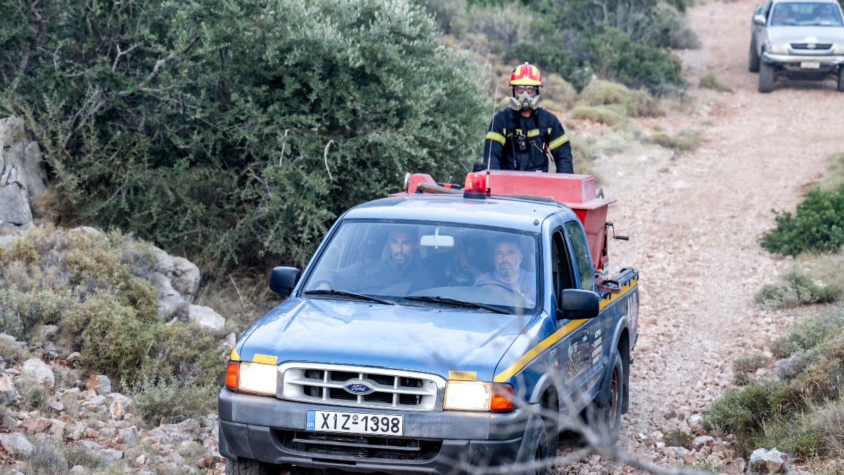 Μεγάλη πυρκαγιά στη Μεσαρά στο Ηράκλειο