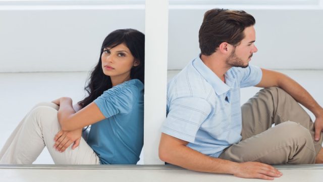 5 σημάδια ότι η σχέση σας έχει «βαλτώσει»