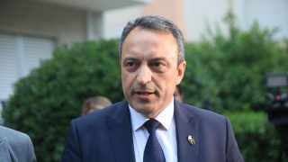 Σπαρτιάτες: Στίγκας, Δημητριάδης και Ζερβέας χάνουν τις έδρες τους – Με 297 βουλευτές για πρώτη φορά η Βουλή