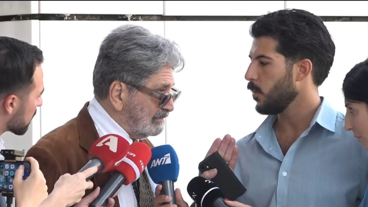 Σκηνή απείρου κάλλους: Ο Γιώργος Χριστοδούλου επιτέθηκε σε δημοσιογράφο του ΑΝΤ1 για το διάλογο με Μπιμπίλα στη δίκη Φιλιππίδη