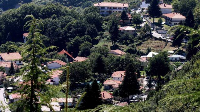 Από τις πλαγιές του Ολύμπου μέχρι τα δάση της Φλώρινας: 3 παραμυθένια χωριά που αξίζει να ανακαλύψεις