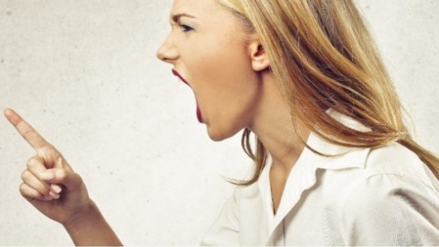 Βρίσκονται σε μόνιμη ένταση: Τα 4 ζώδια που «αρπάζονται» με το παραμικρό