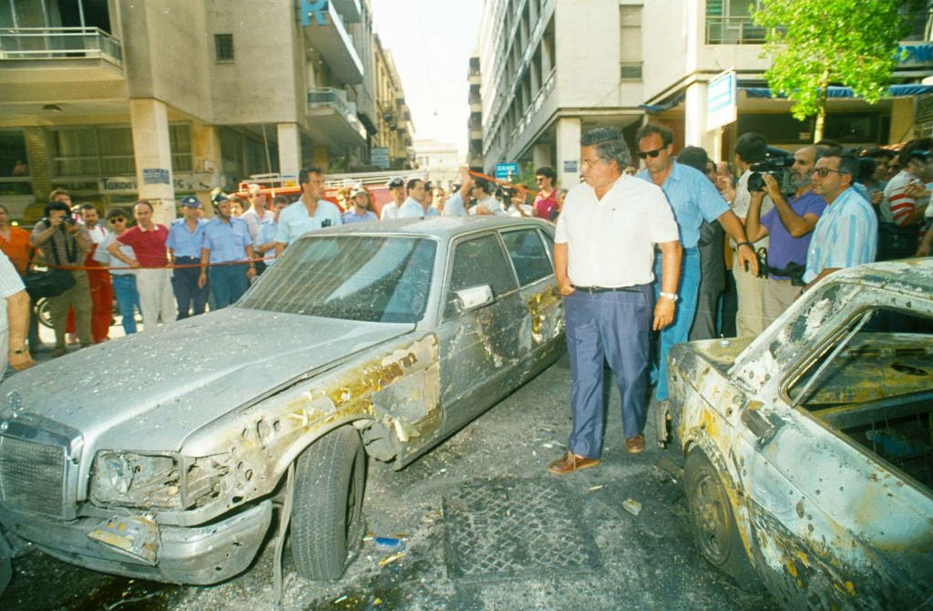 Στόχος της επίθεση το αυτοκίνητο του υπουργού Οικονομικών, Γιάννη Παλαιοκρασσά