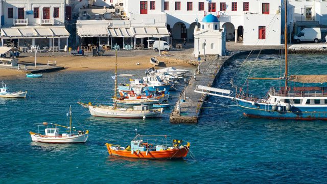 750 ευρώ η βραδιά σε Airbnb: Η πιο ακριβή περιοχή της Ελλάδος – Απαγορευτική για διακοπές