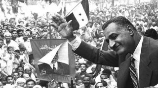 Σαν σήμερα, 23 Ιουλίου 1952: Η επανάσταση του Νάσερ ανατρέπει τον Βασιλιά Φαρούκ και αλλάζει τον ρου της ιστορίας στην Αίγυπτο