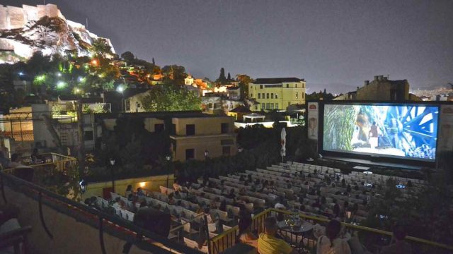 Top 10: Τα ομορφότερα θερινά σινεμά της Αθήνας – Ένα ταξίδι στην μαγεία του ανοιχτού ουρανού