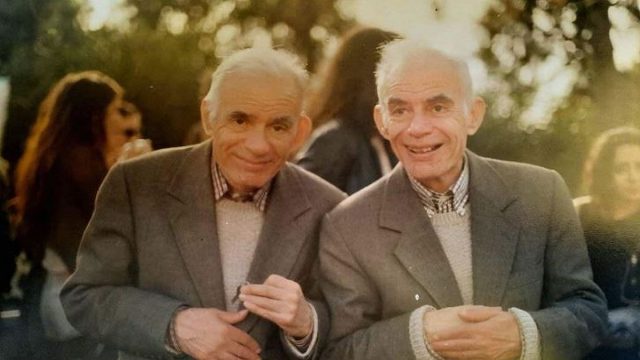 Θεσσαλονίκη: Πέθανε ο ένας από τους δύο δίδυμους – σύμβολα της πόλης