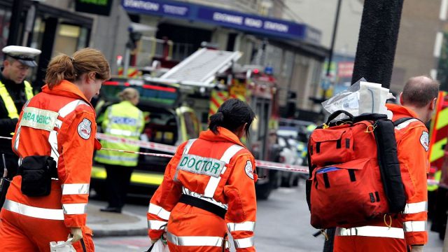 Σαν σήμερα, 07 Ιουλίου 2005: Τρομοκρατικό χτύπημα στο Λονδίνο – 3 βόμβες σκάνε στο Μετρό και αφήνουν πίσω 56 νεκρούς (video)