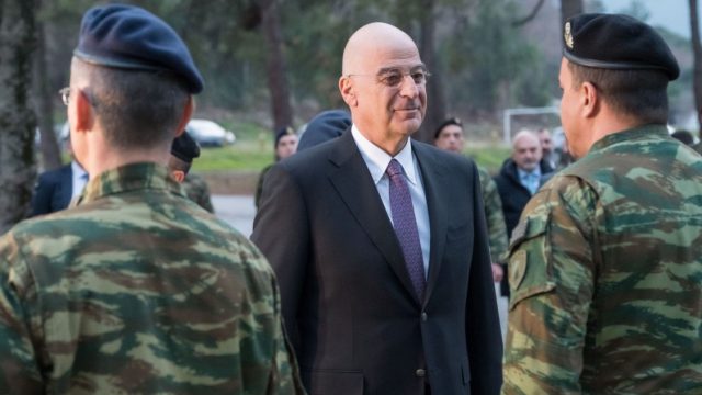 Επικίνδυνη κλιμάκωση στους αιθέρες: Τουρκικά F-16 και ηλεκτρονικός πόλεμος από το ψευδοκράτος κατά της πτήσης του Νίκου Δένδια στην Κύπρο