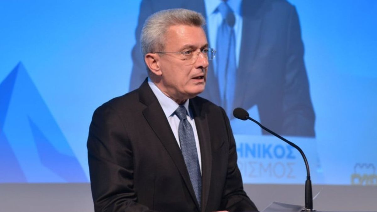 Έξαλλος ο Νίκος Χατζηνικολάου: «Άθλιοι απατεώνες – Μην τα αγοράζετε»!