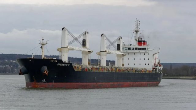 Νέα επίθεση σε πλοίο ελληνικών συμφερόντων στην Ερυθρά Θάλασσα – Αναφορές για δύο νεκρούς