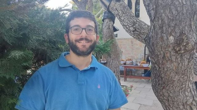 Τραγωδία στην Πάτρα: Κατέρρευσε ξαφνικά και πέθανε ο 36χρονος Αναστάσιος Θάνος – Γιος γιατρού, έχει χάσει κι άλλο παιδί η οικογένεια