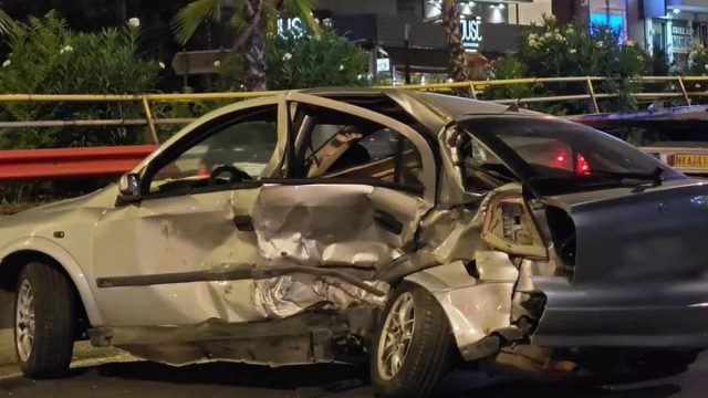 Καραμπόλα τριών ΙΧ στη Λ. Συγγρού, στο ρεύμα προς Αθήνα (video)