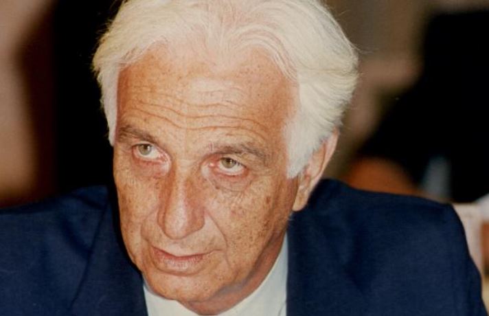 Σαν σήμερα, 02 Ιουλίου 1989: Ορκίζεται η κυβέρνηση συνεργασίας Νέας Δημοκρατίας – Συνασπισμού υπό τον Τζαννή Τζαννετάκη