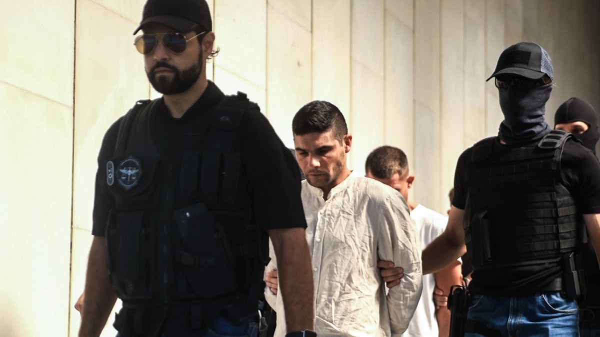 Αγία Παρασκευή: «Λουλουδάκι του αγρού» ο 35χρονος εκτελεστής του καθηγητή – Πώς τον σκότωσαν