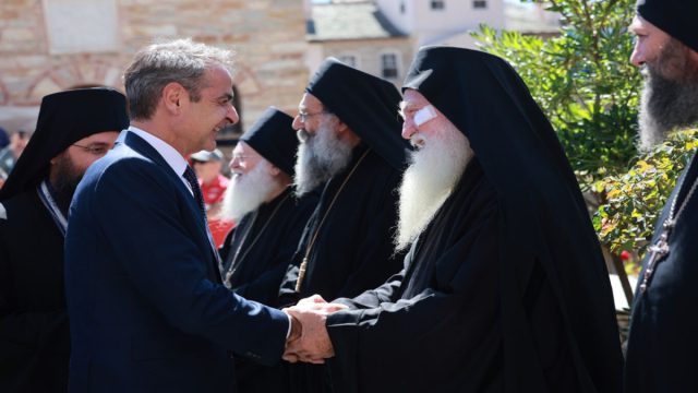 Ο Κυριάκος Μητσοτάκης στο Άγιον Όρος για διήμερη επίσκεψη υψηλού συμβολισμού