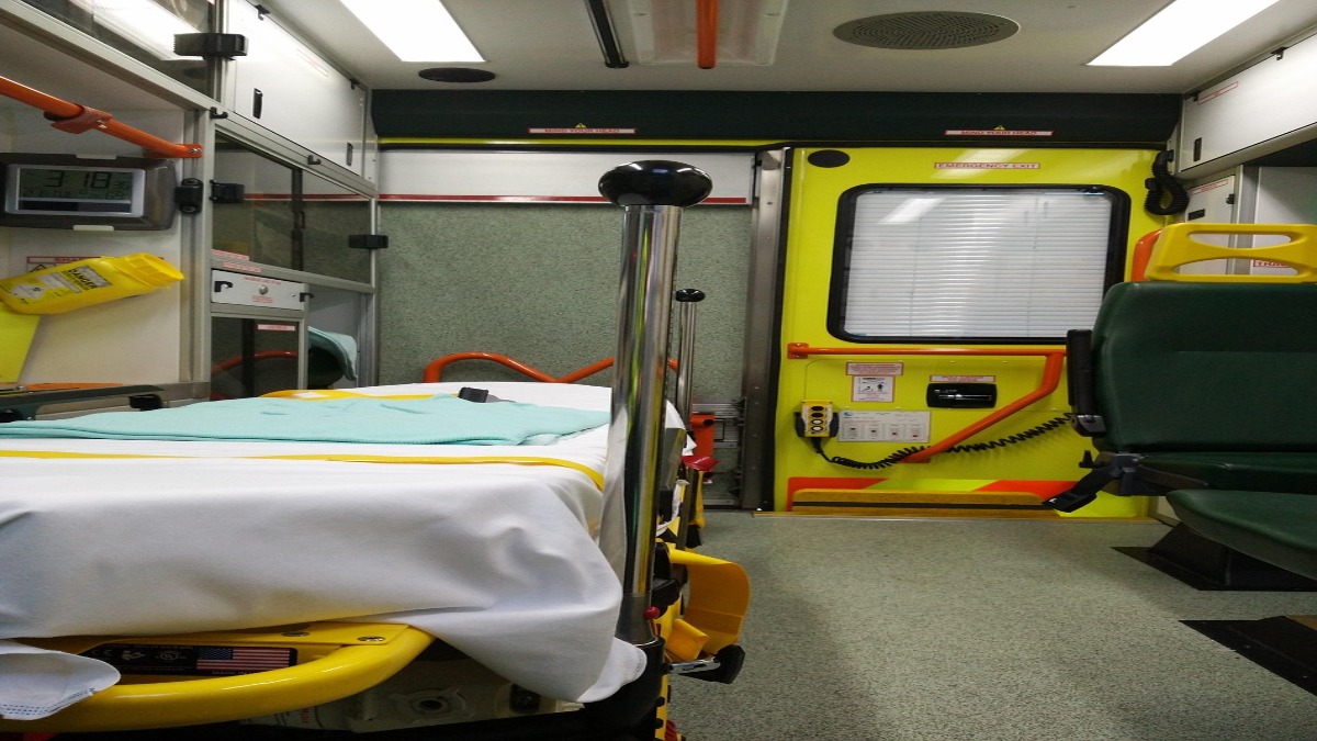 Χανιά: Στη ΜΕΘ 21χρονη που τραυματίστηκε σοβαρά σε τροχαίο