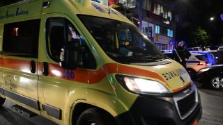 Τραγωδία στη Νίκαια: Μοτοσικλέτα παρέσυρε 73χρονο – Νεκρός ο πεζός, τραυματίας ο οδηγός