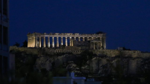 Η φωτογραφία της ημέρας: Νυχτερινή Αθήνα