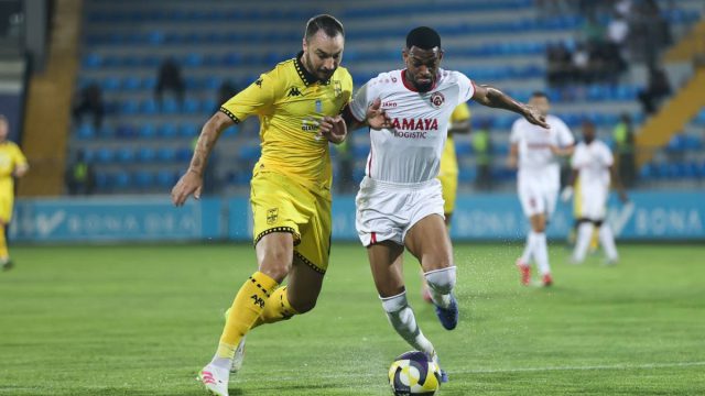 Αράζ – Άρης 2-1: Ανατροπή και ήττα για τους Θεσσαλονικείς στο Conference League