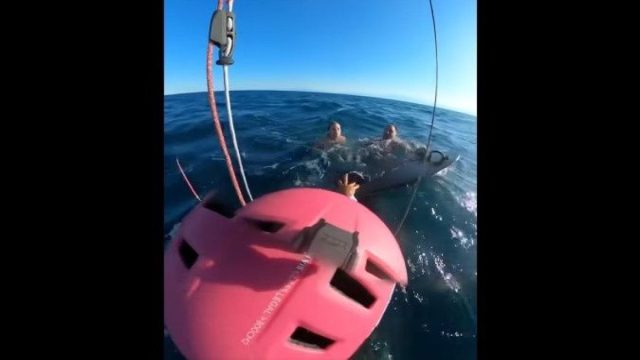 Συγκλονιστική διάσωση στην Επανομή: Kite surfer έσωσε πατέρα και κόρη από βέβαιο πνιγμό