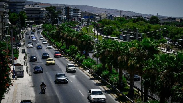 Σχέδιο για 2.888 κάμερες στους δρόμους – Ενημέρωση των οδηγών για παραβάσεις μέσω SMS