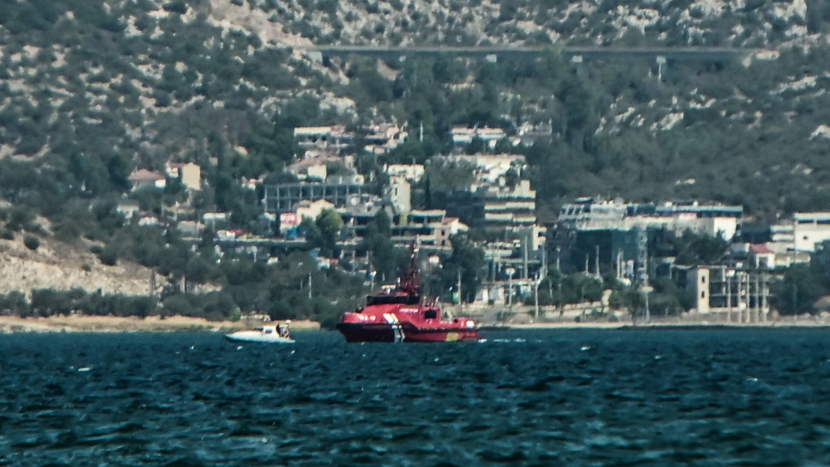 Η εξήγηση πίσω από το ατύχημα: Πώς έπεσε το ελικόπτερο στην Ελευσίνα