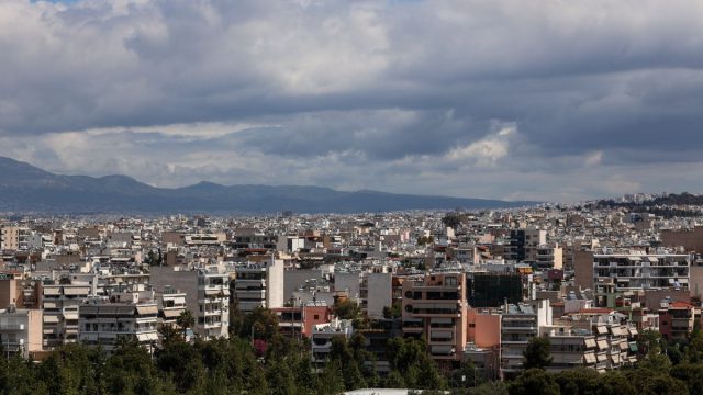 Νέο ράλι σε τιμές πώλησης και ενοικίασης: «Ασφυκτιούν» τα νοικοκυριά – Πού σημειώνονται οι μεγαλύτερες αυξήσεις