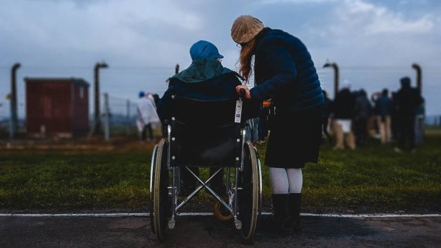 Πρόγραμμα 24 εκατ. ευρώ για 2.500 άτομα με αναπηρία – Επιχορήγηση έως 14.500 ευρώ