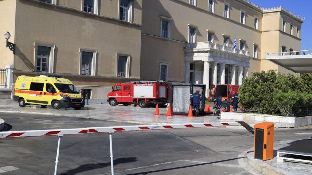 Βουλή: Ρώσος έστειλε τον ύποπτο φάκελο με τη λευκή σκόνη για τον Κυριάκο Μητσοτάκη