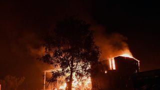 Συνεχίζεται ο συναγερμός για την πύρινη λαίλαπα στην Κορινθία: Νέα μεγάλη φωτιά από αναζωπύρωση