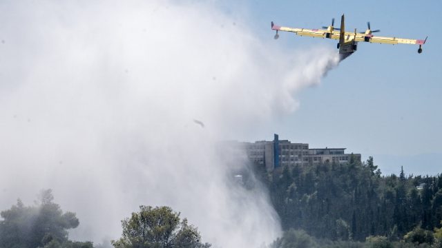 Πώς ξέσπασε η φωτιά στους πρόποδες του Υμηττού: Έσβησε σε 20 λεπτά – Τα 3 σενάρια