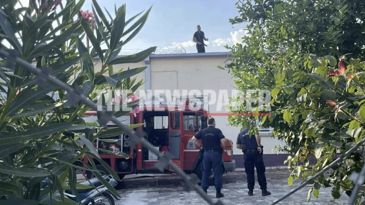 Φωτιά στις φυλακές Βόλου: Κρατούμενοι έβαλαν φωτιά σε στρώματα – Στο νοσοκομείο 4 άτομα