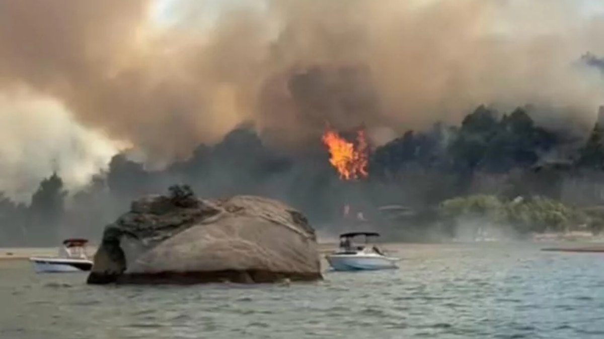 Συνελήφθη 45χρονος για την καταστροφική φωτιά στη Βουρβουρού Χαλκιδικής