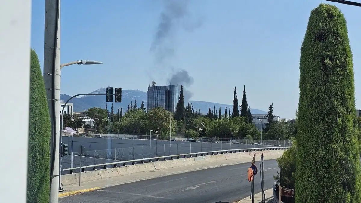 Συναγερμός στον Χολαργό: Φωτιά σε ιδιωτική κλινική – Εκκενώθηκε το νοσοκομείο