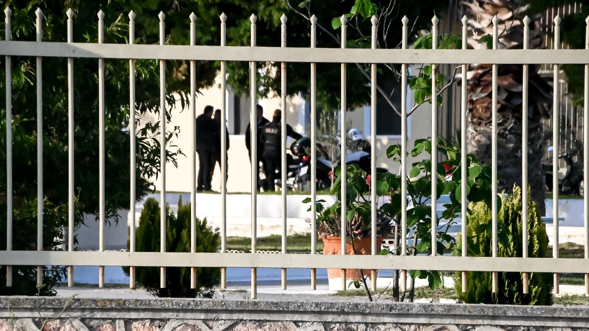 Μετά την υπόθεση Στεφανάκη: Τέλος η επικοινωνία με κινητά στις φυλακές