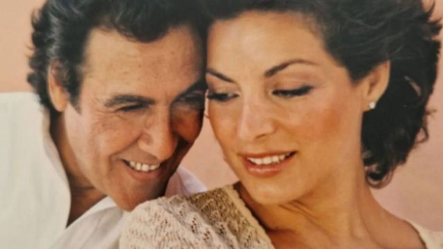«Τέσσερα χρόνια με εσένα, χωρίς εσένα»: Το όμορφο μήνυμα της Άντζελας Γκερέκου για τον Τόλη Βοσκόπουλο