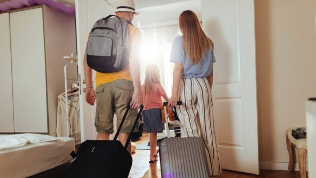 Ήρθε η ώρα των διακοπών; Τα 5 πράγματα που πρέπει να κάνεις στο σπίτι πριν κλείσεις την πόρτα