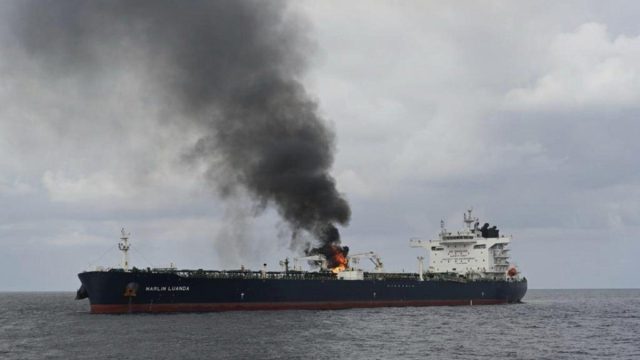 Τρεις νεκροί από επίθεση των Χούθι σε ελληνόκτητο πλοίο στην Ερυθρά Θάλασσα