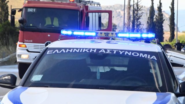 Σοκ στο Ίλιον: 20χρονος περιέλουσε με αντισηπτικό 16χρονο και του έβαλε φωτιά