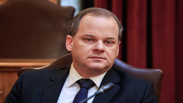 Κώστας Καραμανλής: Υπόμνημα μιας σελίδας στην Προανακριτική για τα Τέμπη – «Αρνούμαι ότι έχω τελέσει αξιόποινη πράξη στα Τέμπη»