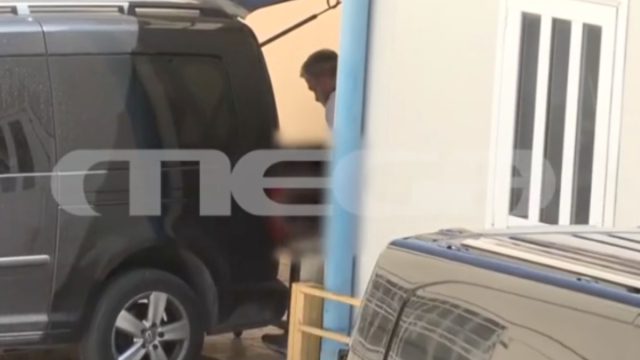 «Γρίφος» η ταυτότητα του νεκρού κοριτσιού στο Παλαιό Φάληρο – Δεν την αναζητά κανείς